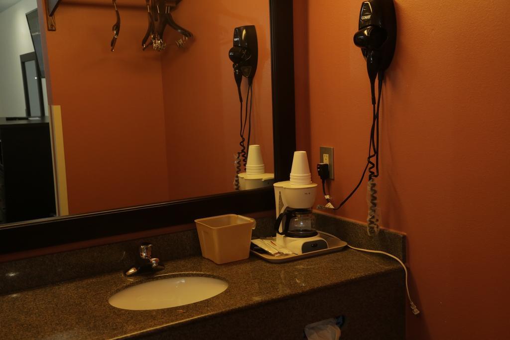 Theroff'S Motel Washington Eksteriør bilde